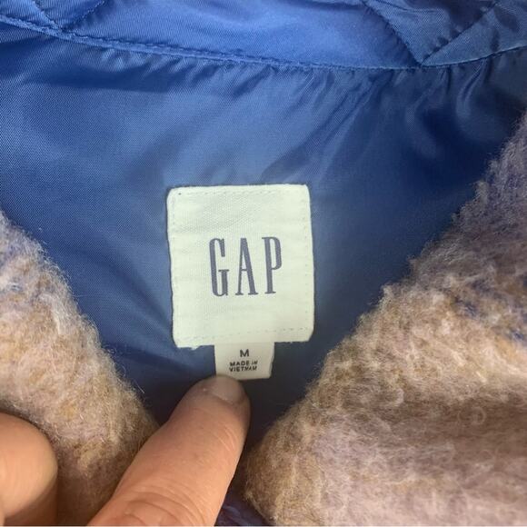 GAP women's medium lofty shirt jacket shacket blue multi purple tan plaid teddy - Picture 3 of 9